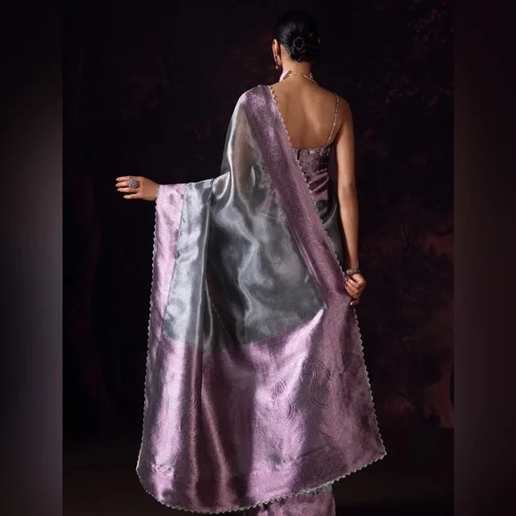Purple And Grey Embroidered Tissue Saree Lashkaraa XS - Picture 4 of 6